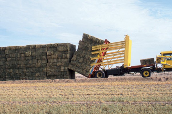 New Holland | SP Bale Wagons | Model H9880 for sale at Landmark Equipment, Texas